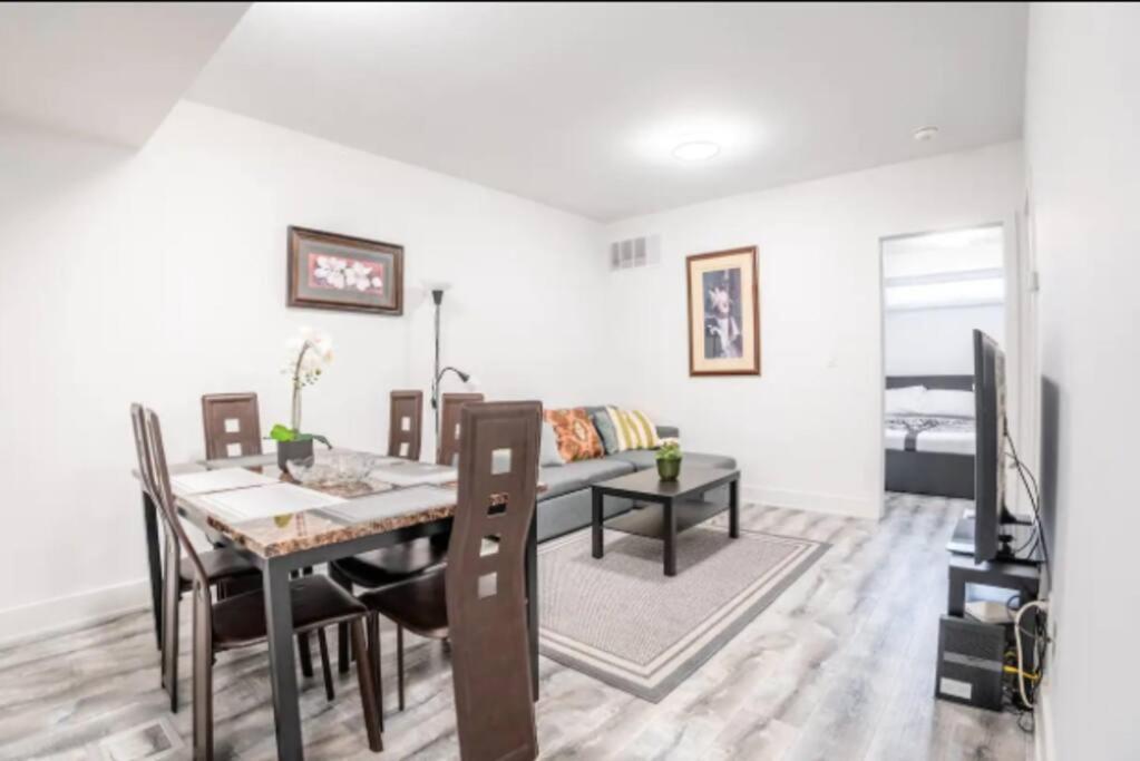 Townhouse 5 Mins From Apartment Niagara Falls